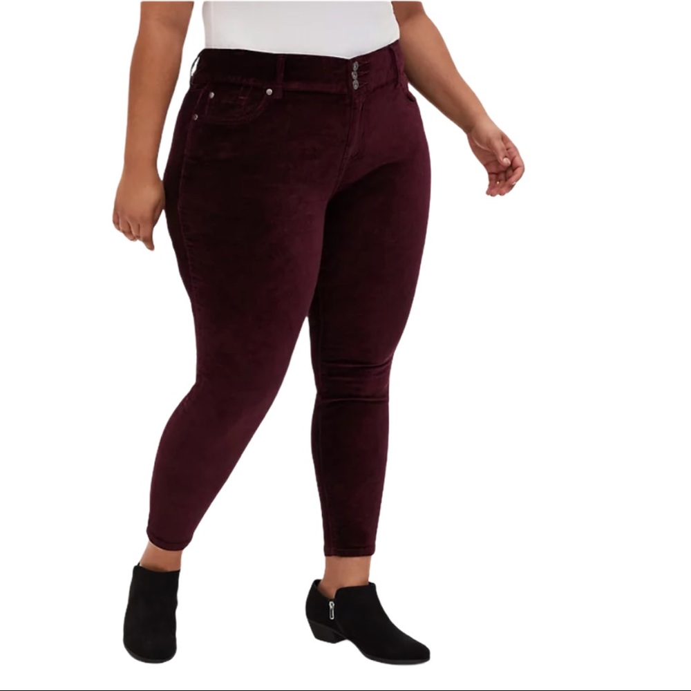 Torrid stretch velvet Burgundy jeggings